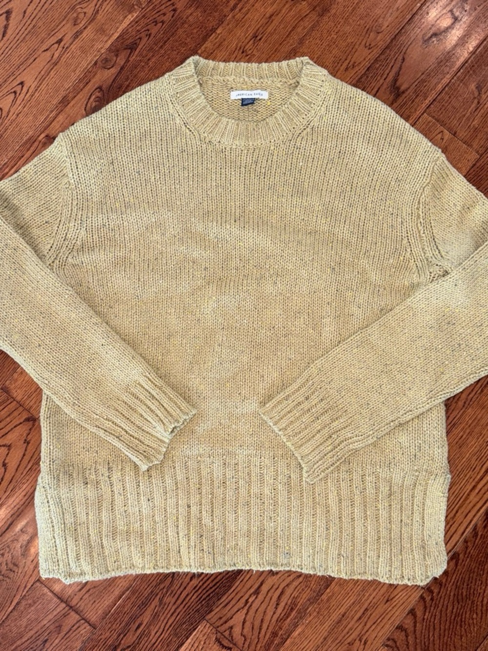 American Eagle Outfitters Men’s Crewneck Sweater in Pale Yellow